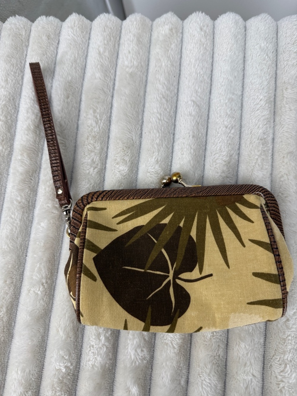 Vintage Brown Palm-Print Wristlet Clutch - Women